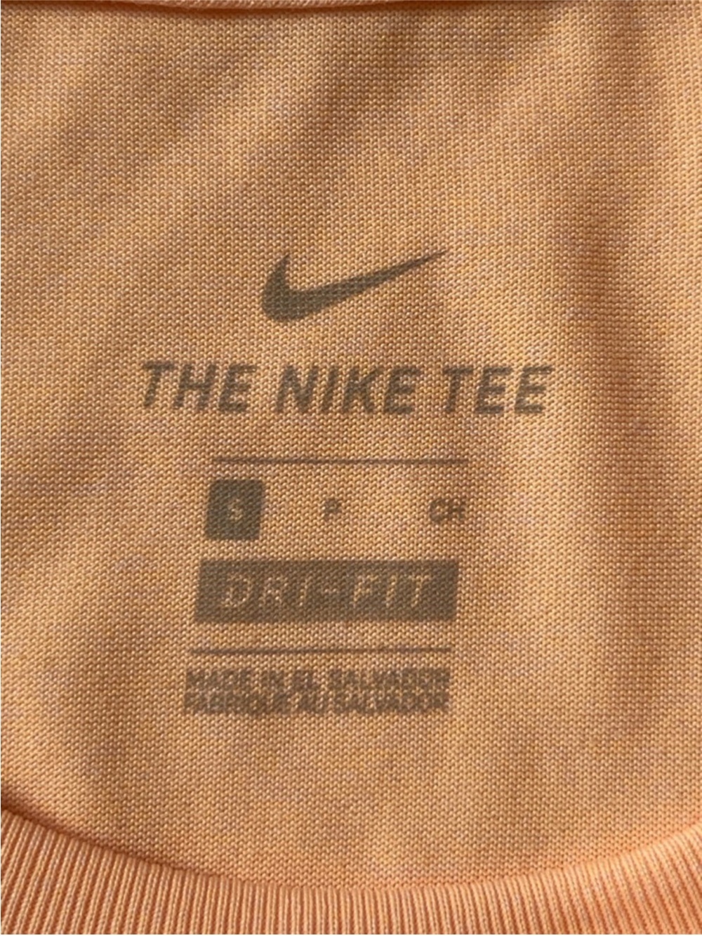 Nike
The Nike Tee Dri-Fit Women's Lightweight Airy Orange Tank Size Small - Picture 4 of 8
